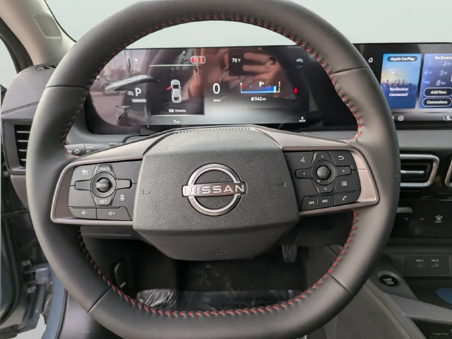 New 2027 Atlantic Gray Metallic / Super Black Two-tone Nissan SR image 24
