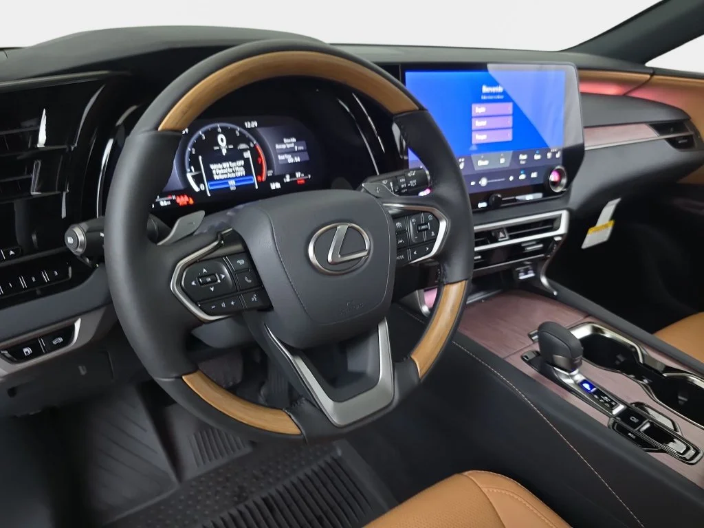 New 2026 Iridium Lexus PREMIUM PLUS image 15