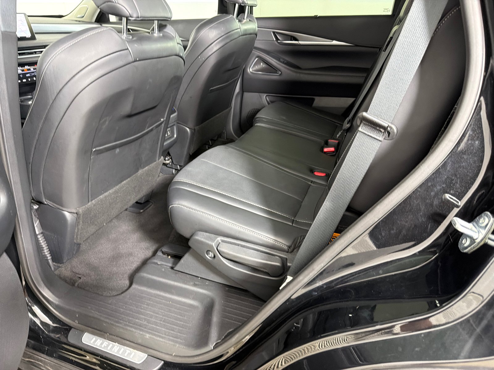 Used 2026 Mineral Black INFINITI LUXE image 23