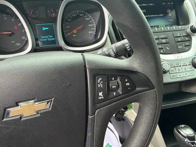 Used 2017 Silver Chevrolet LS image 17