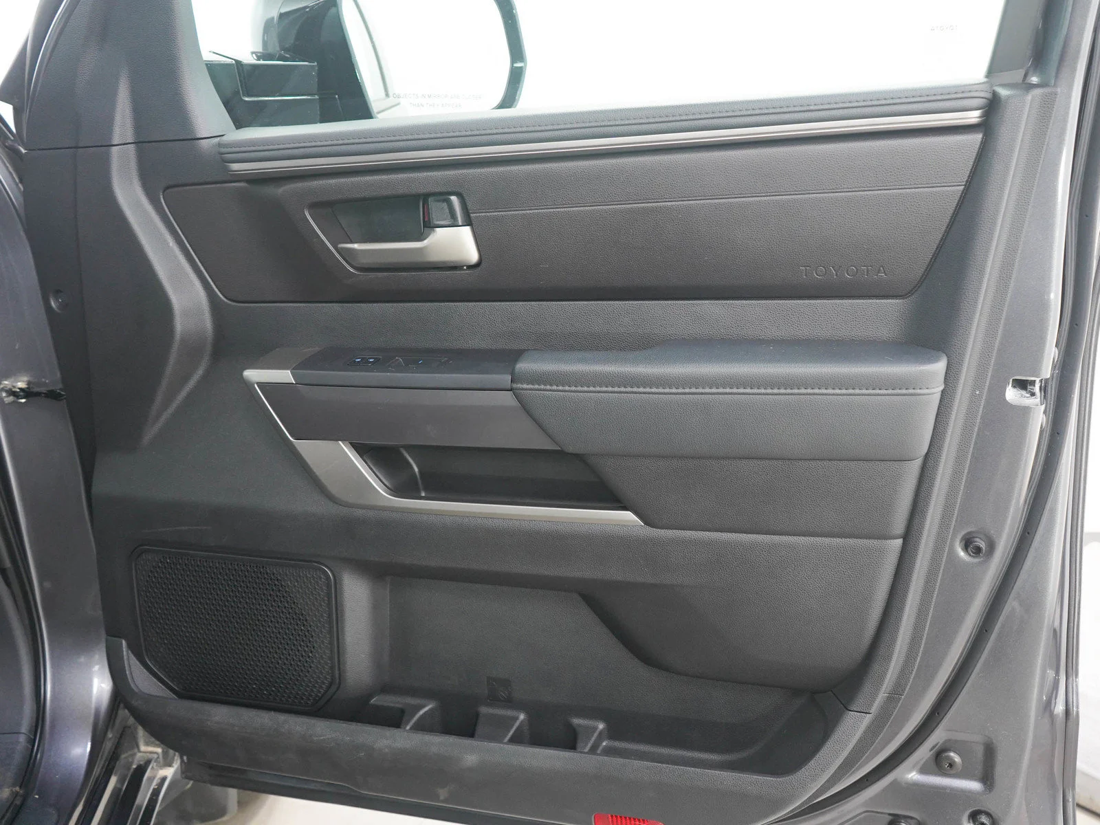 Used 2022 Gunmetal Toyota SR5 image 12