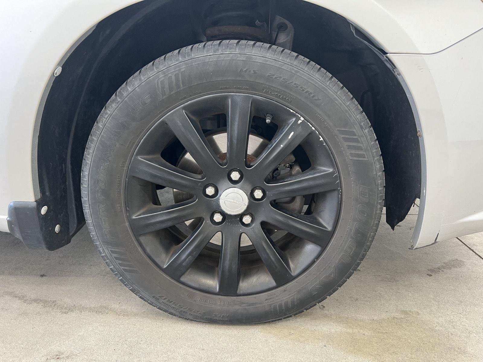 2011 Chrysler 200 Touring - Photo 8