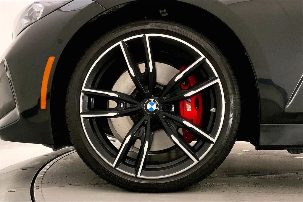 Used 2023 Black Sapphire Metallic BMW  image 8