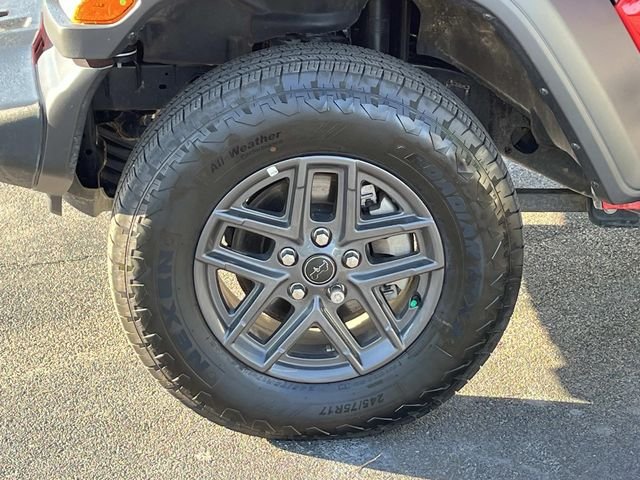 Used 2025 Red Jeep Sport S image 11