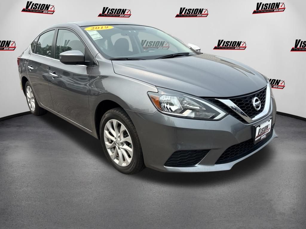 Used 2019 Gray Nissan SV image 3