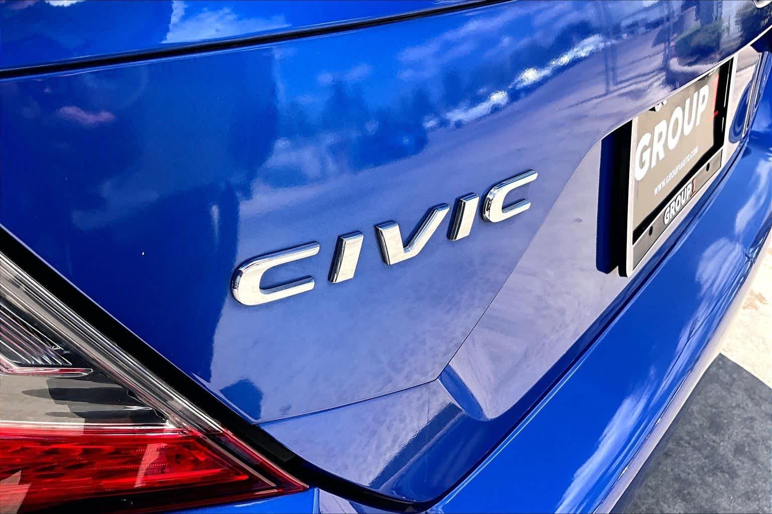 Used 2019 Aegean Blue Metallic Honda Sport image 31