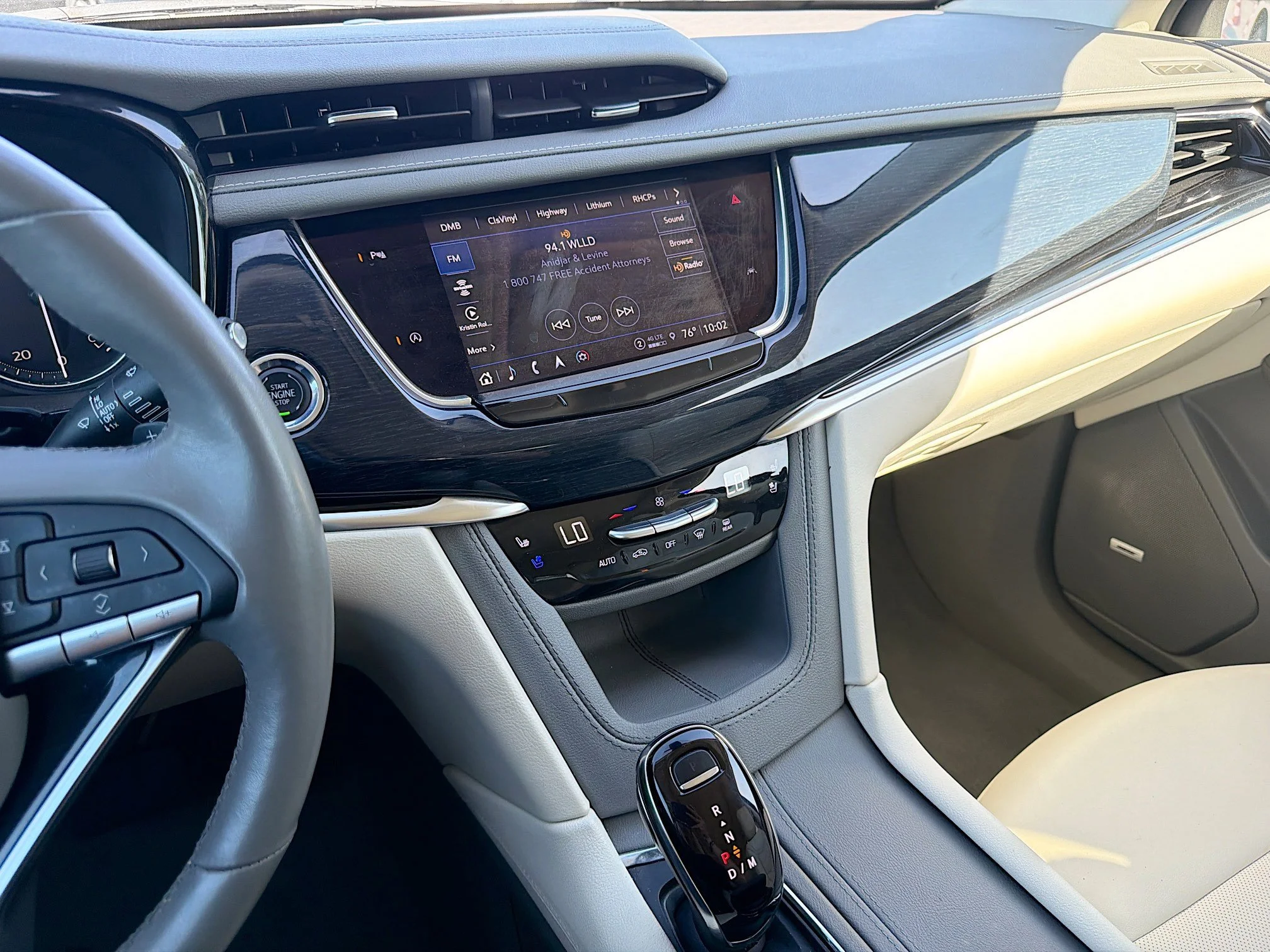 2024 Cadillac XT6 Premium Luxury - Photo 30
