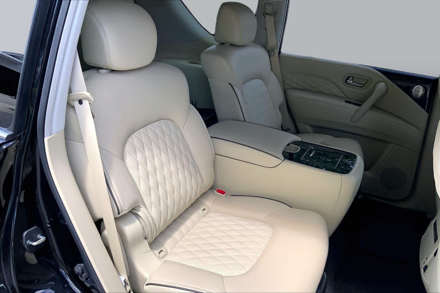 Used 2020 Mineral Black INFINITI LUXE image 20