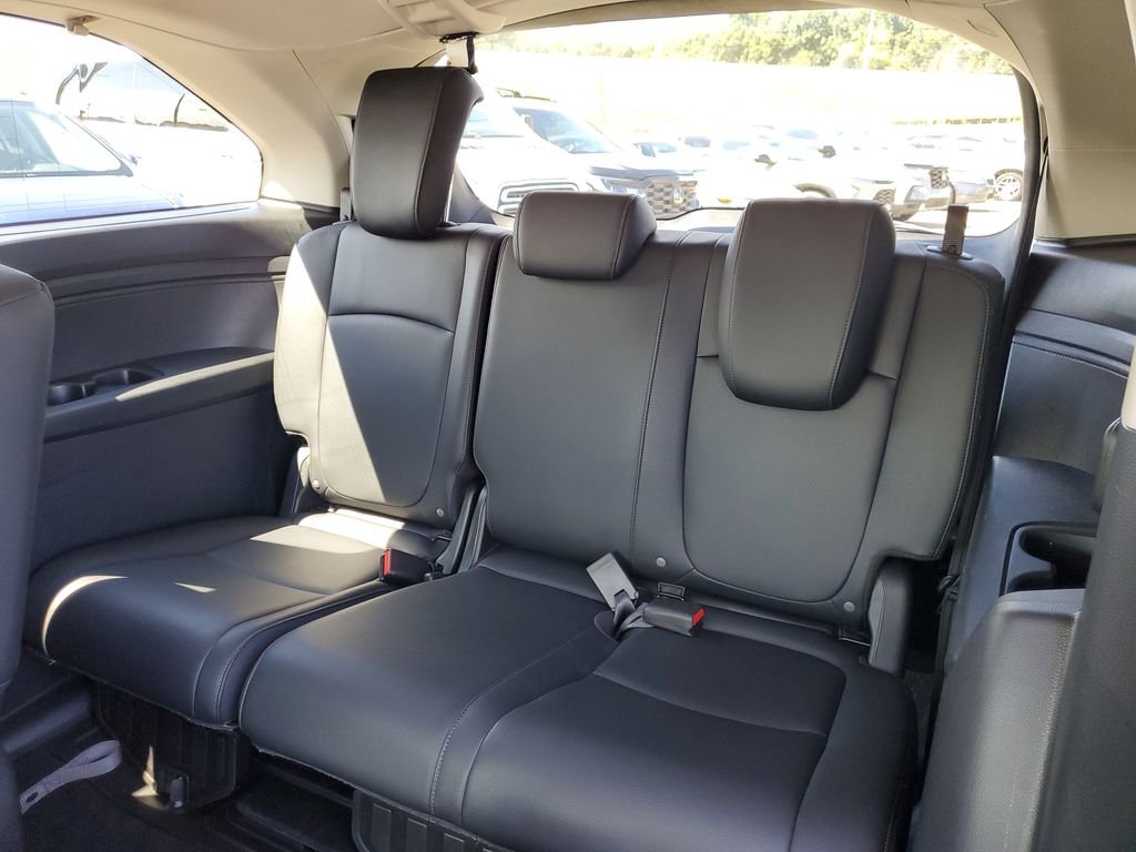 2025 Honda Odyssey EX-L - Photo 15