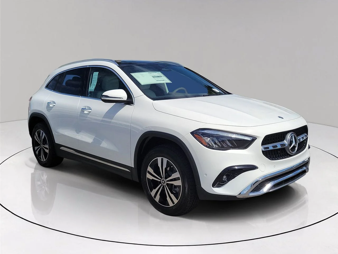 New 2026 Polar White Mercedes-Benz GLA 250 image 3