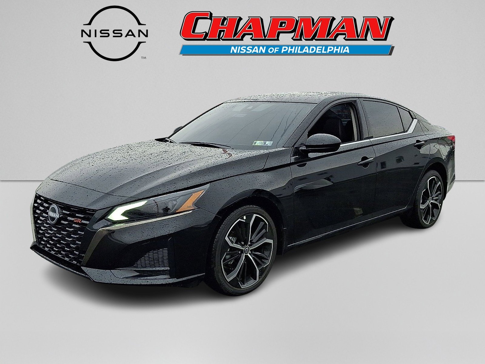 2025 Nissan Altima SR - Photo 2