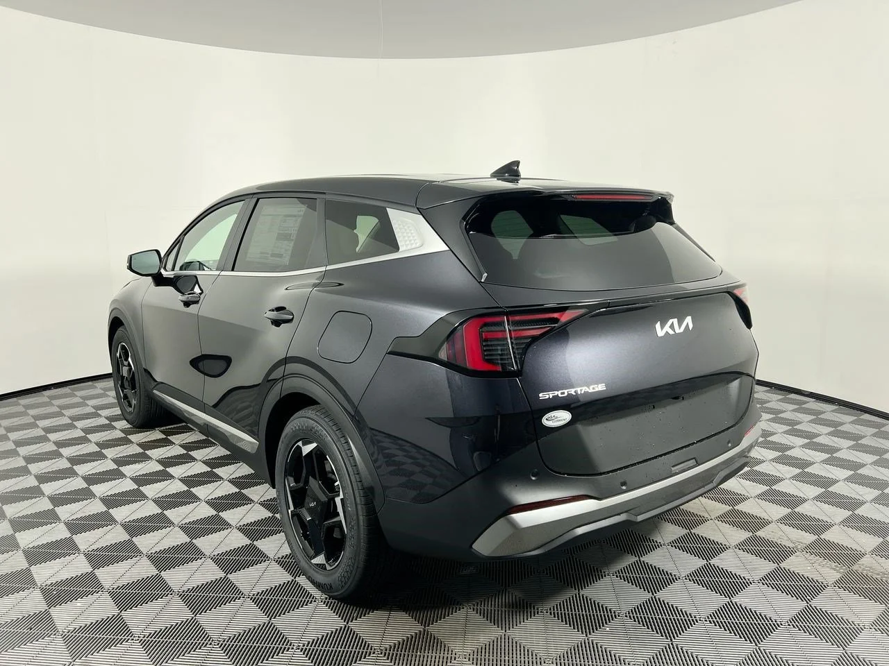 New 2026 Panthera Metal Kia EX image 5