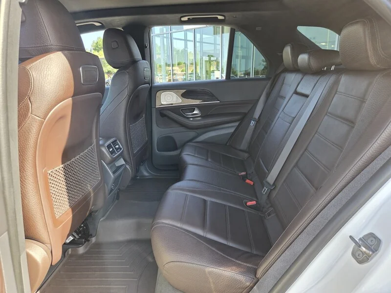 Used 2020 Polar White MERCEDES-BENZ GLE 350 4MATIC® SUV image 15