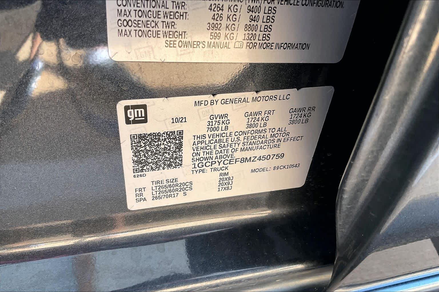 Used 2021 Shadow Gray Metallic Chevrolet Custom Trail Boss image 32