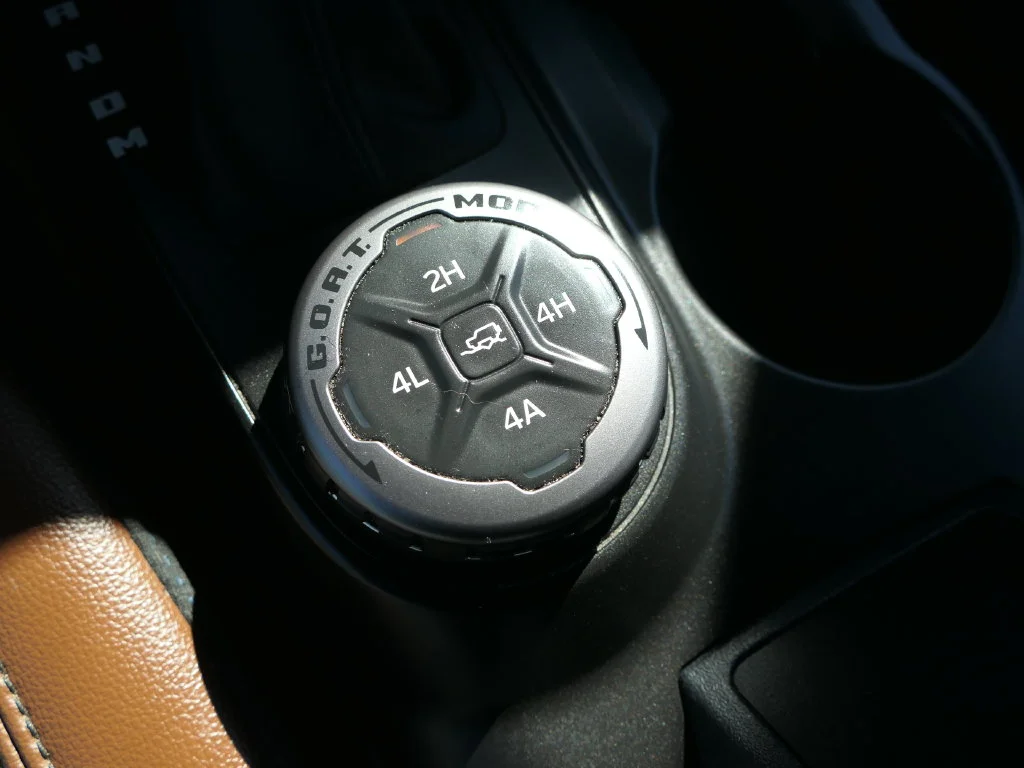 Used 2022 Gray Metallic Ford Outer Banks image 20