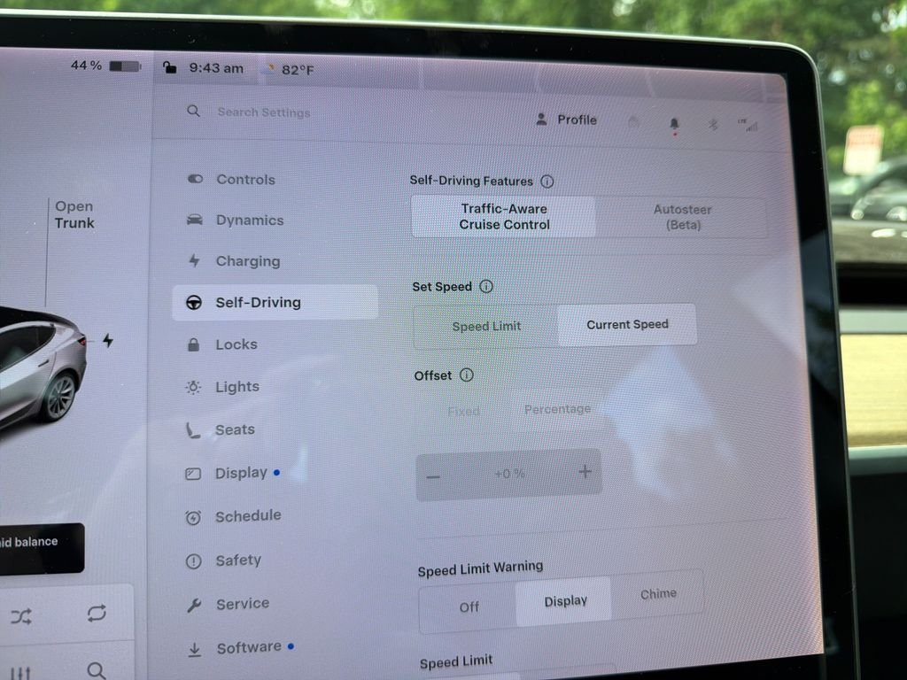 Used 2019  Tesla  image 9