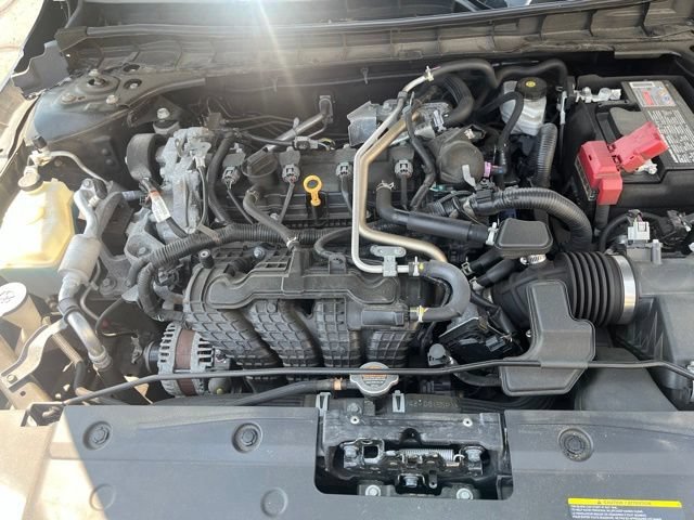 Used 2022 Super Black Nissan 2.5 SR image 23