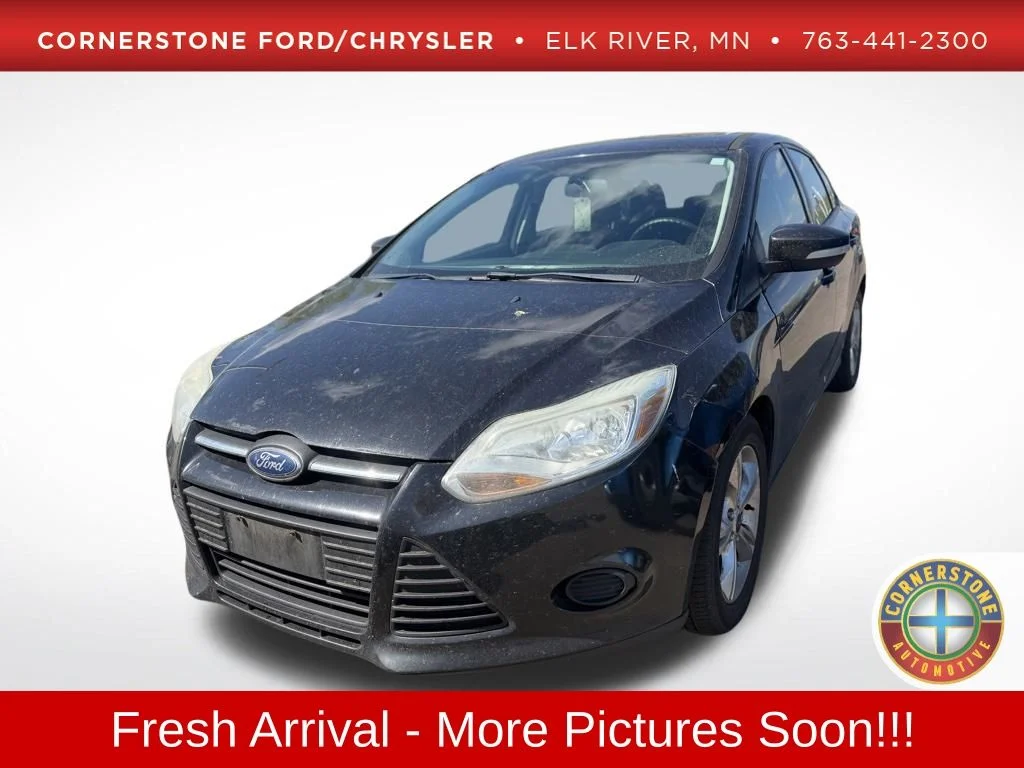 2013 Ford Focus Sedan SE's photo