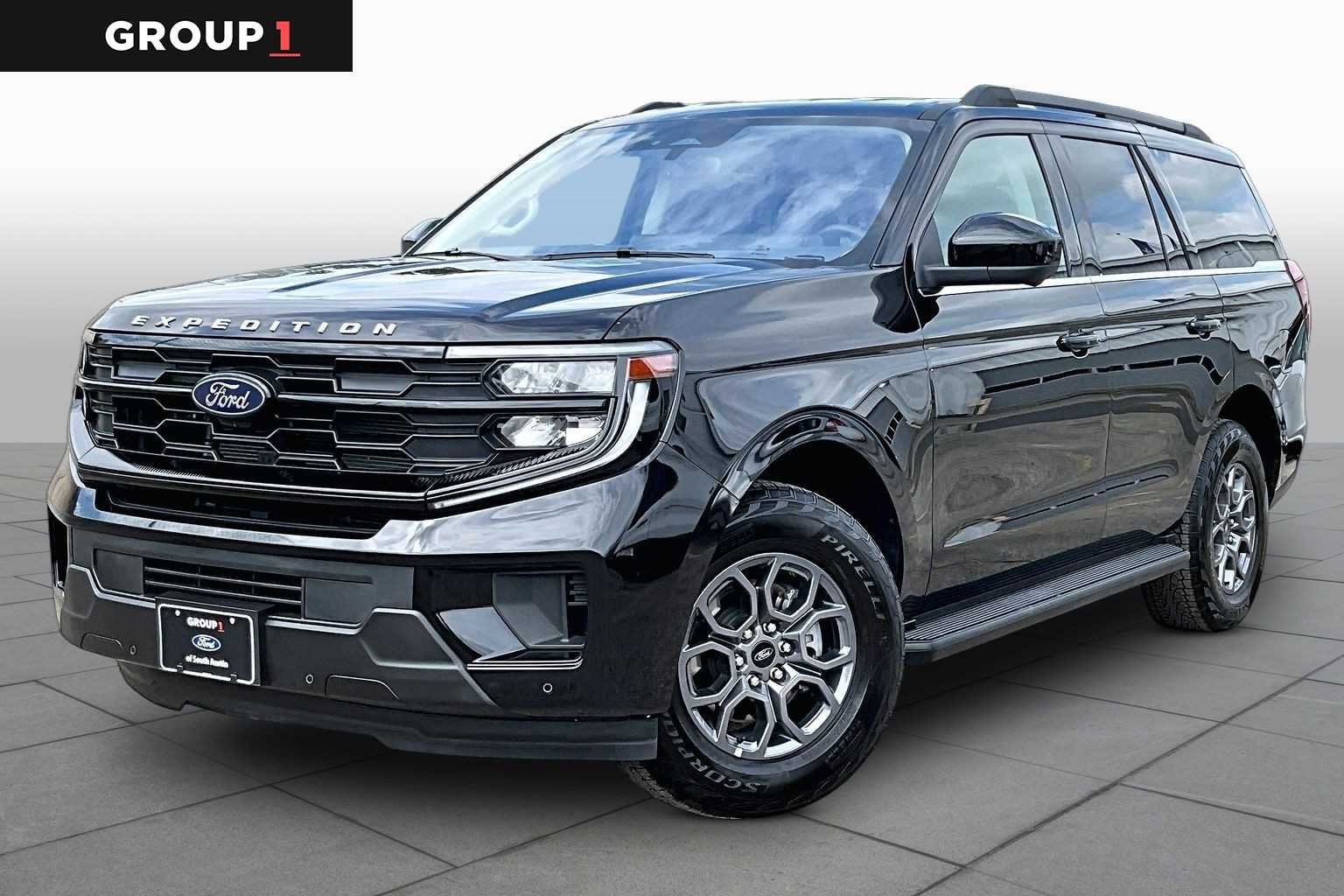 2025 Ford Expedition Active's photo