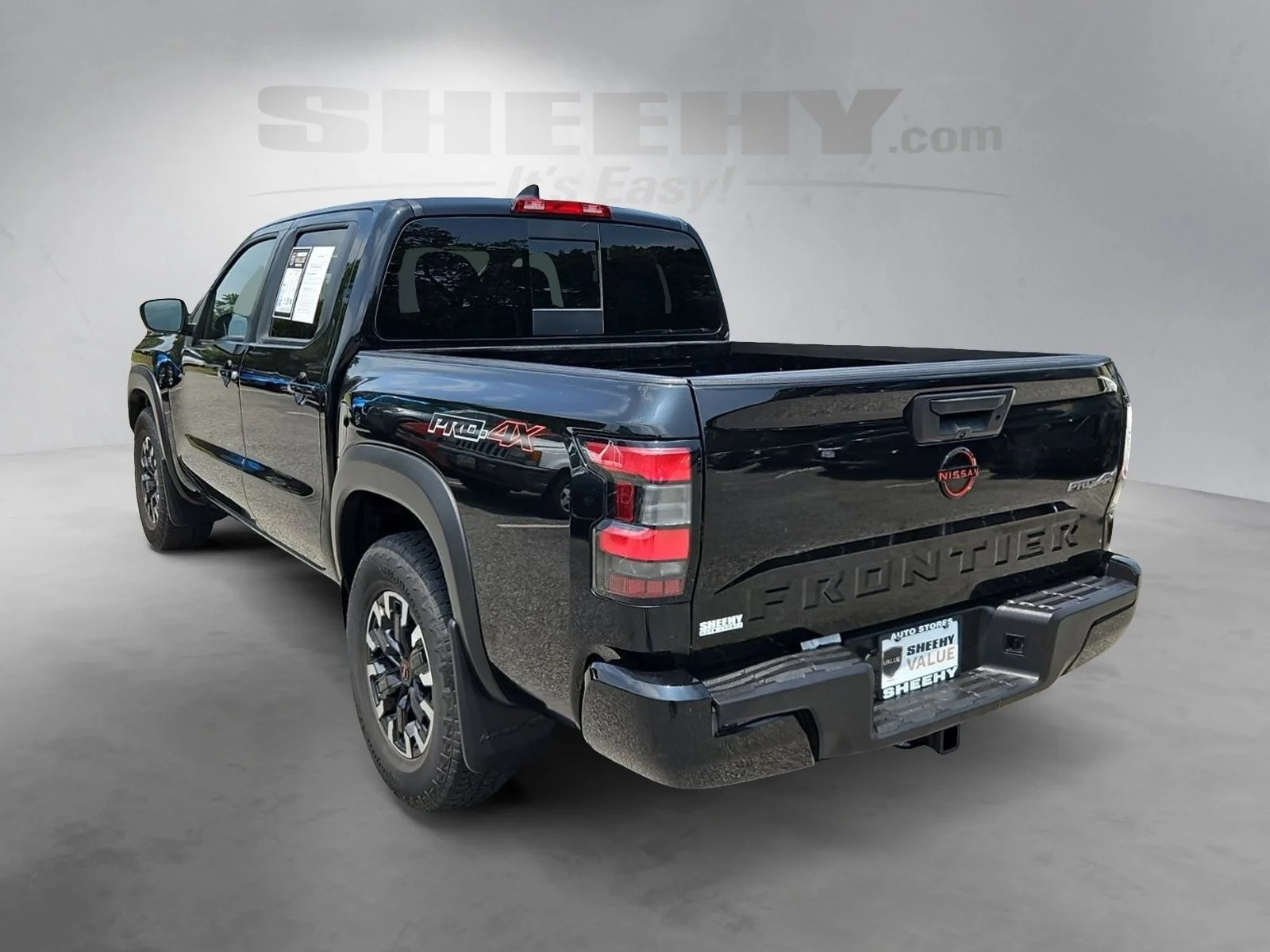 Used 2023 Black Nissan PRO-4X image 14