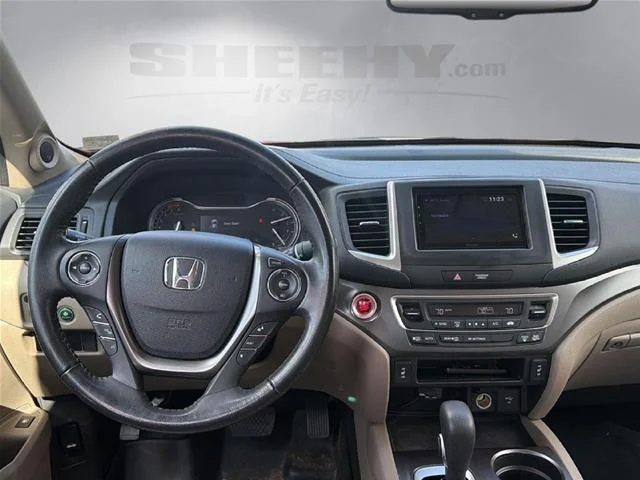 Used 2019 Deep Scarlet Pearl Honda  image 3