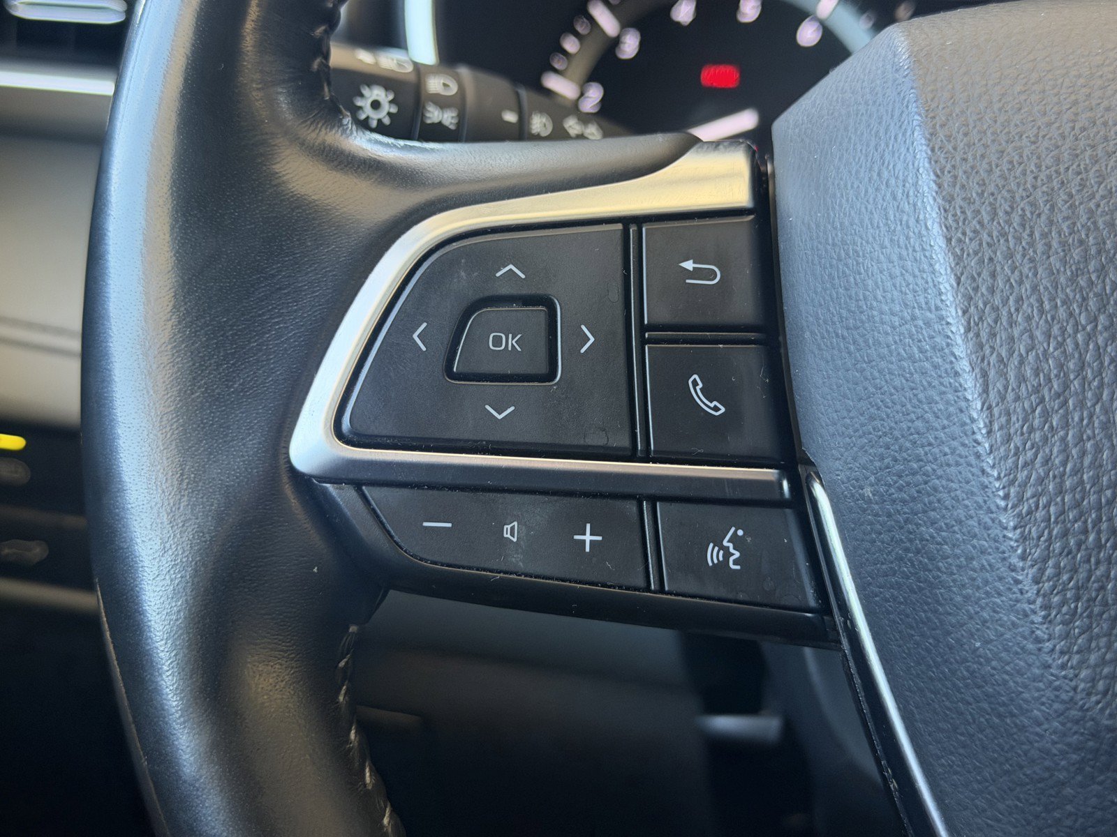 Certified Used 2021 Celestial Silver Metallic Toyota XLE image 17