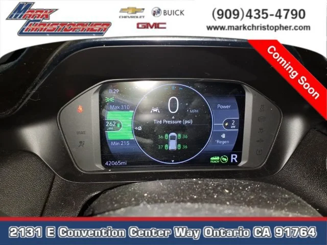 Used 2023 RADIANT RED TINTCOAT Chevrolet 1LT image 4