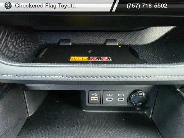 Used 2026 Wind Chill Pearl Toyota Limited image 16
