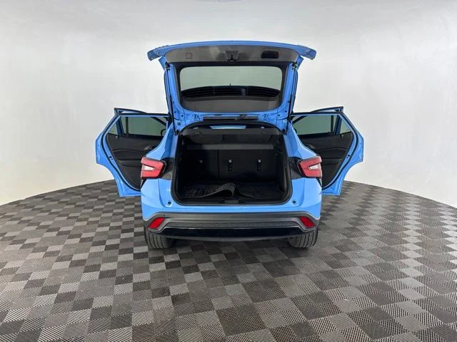 Used 2024 Blue Chevrolet 2RS image 15