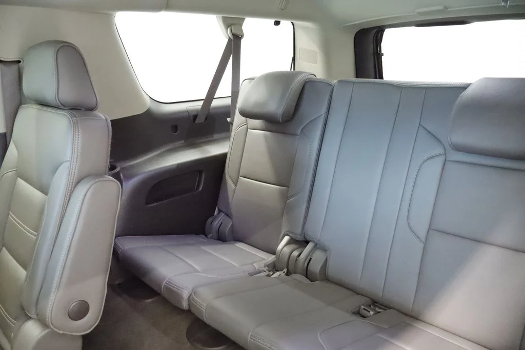 Used 2016 Silver GMC Denali image 21