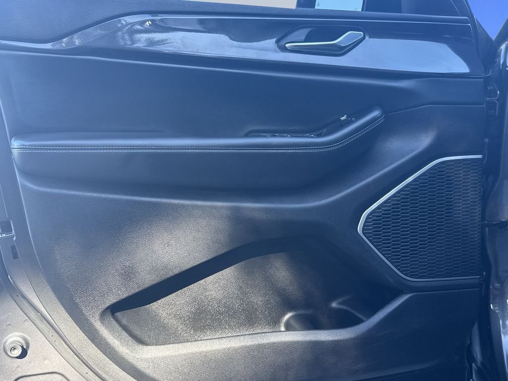 2021 Jeep Grand Cherokee L Altitude - Photo 17
