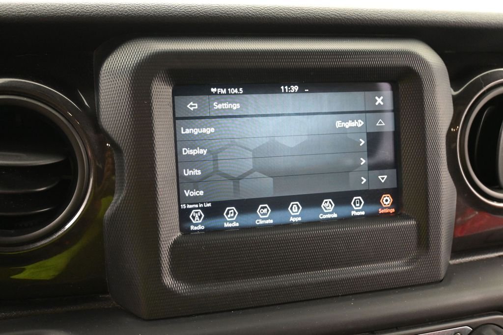 Used 2019 Red Jeep Unlimited Sport Altitude image 10