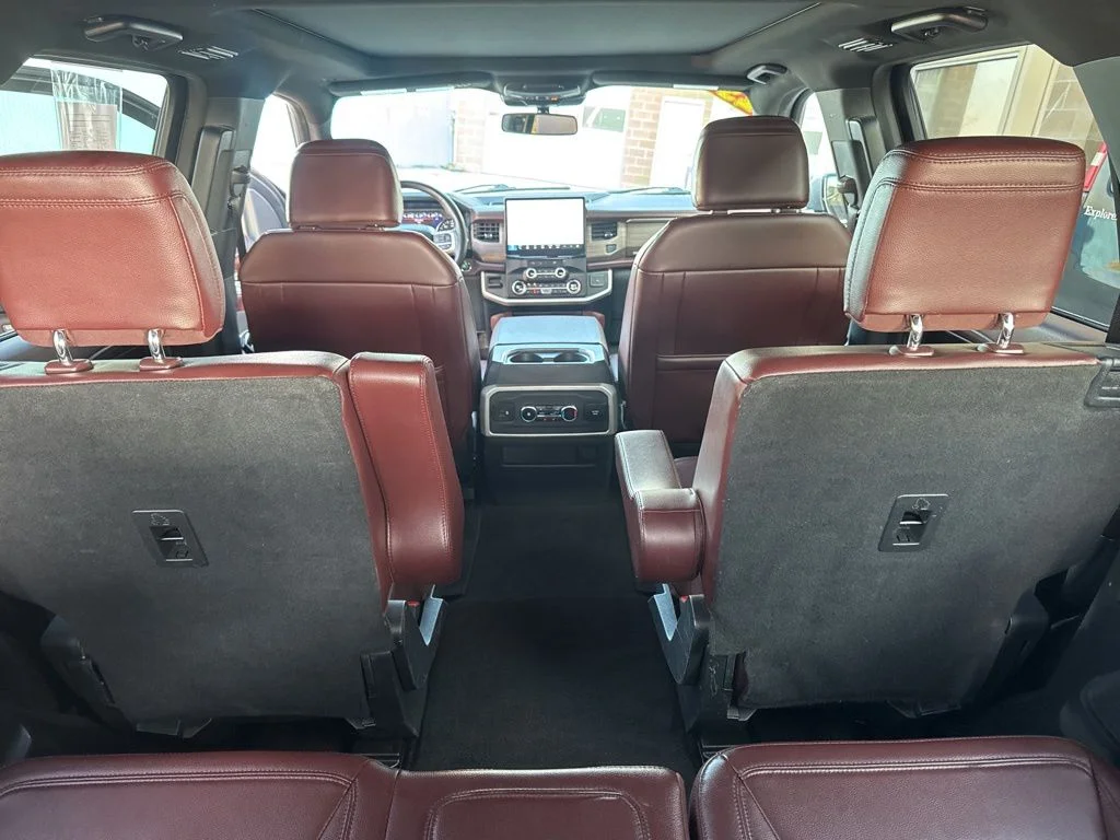 Used 2023 Silver Ford Limited image 29