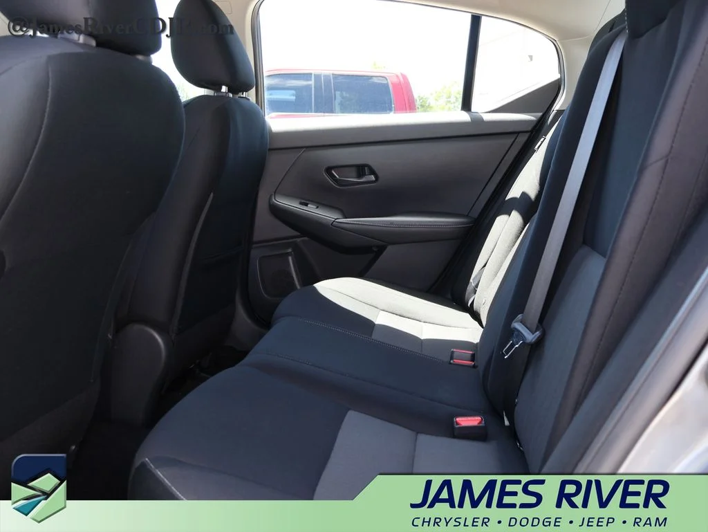 Used 2024 Gray Nissan SV image 17