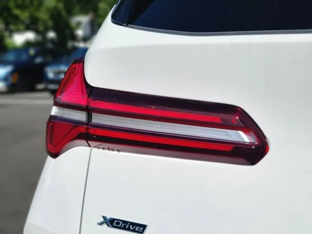 New 2026 White BMW 30 xDrive image 10