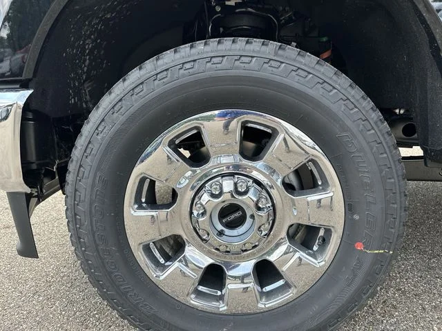 New 2026 Agate Black Metallic Ford F-250® Lariat® image 48