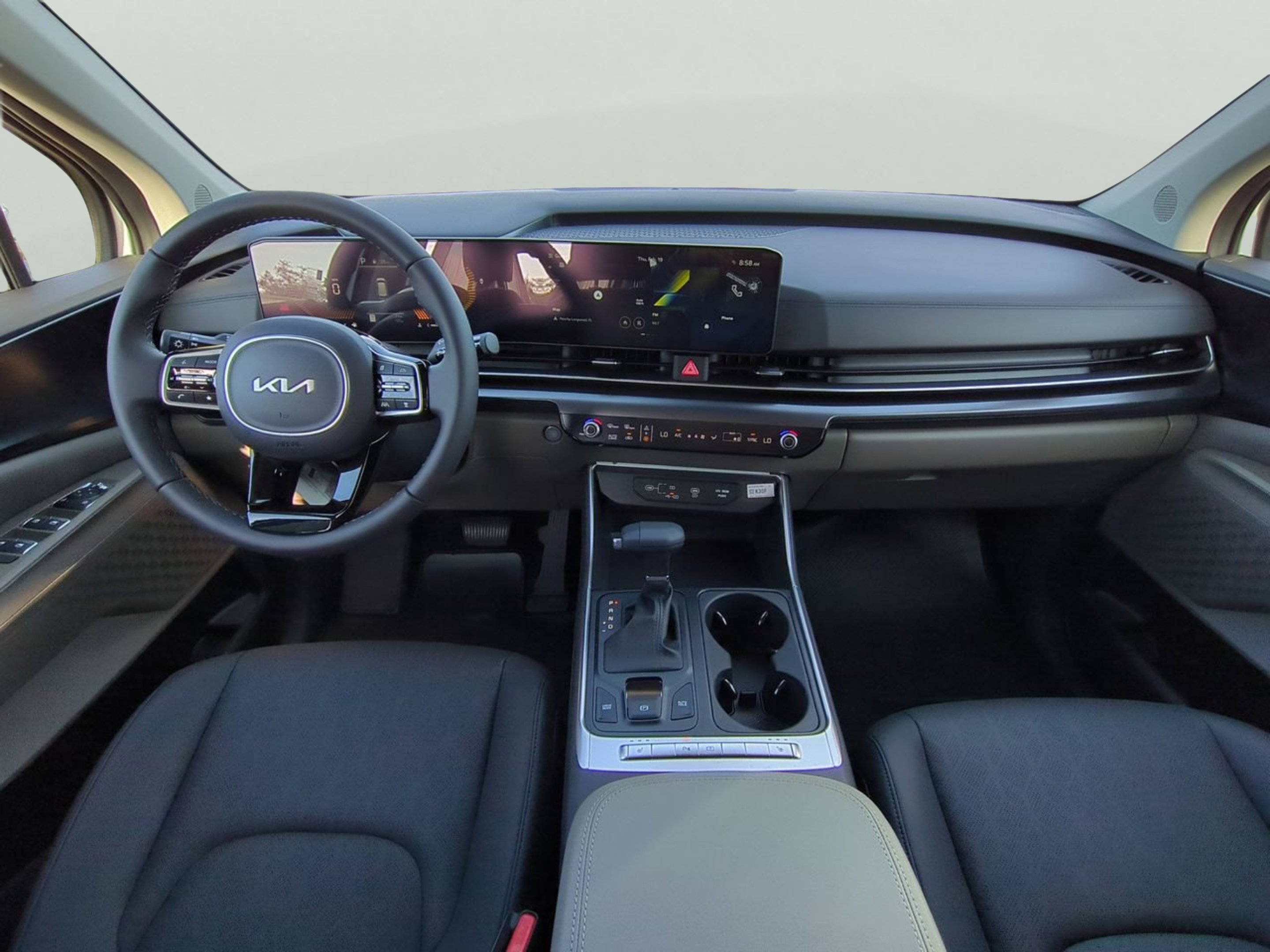 New 2026 Snow White Pearl Kia LXS image 17