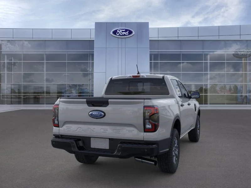 New 2026 Avalanche Ford XLT image 8