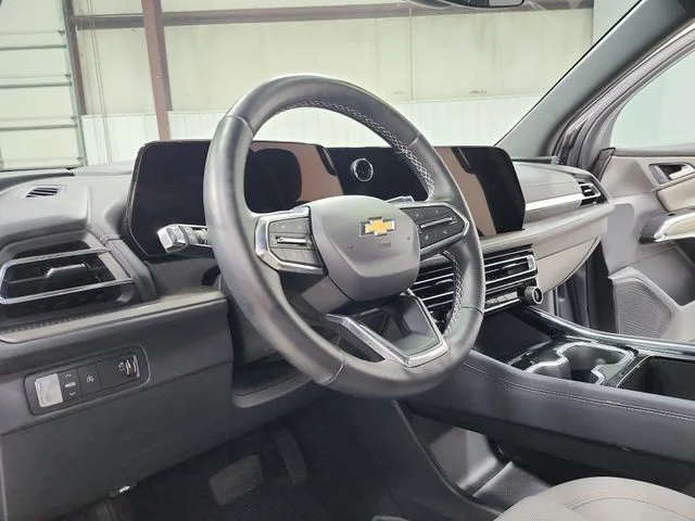 Used 2025 Gray Chevrolet LT image 18