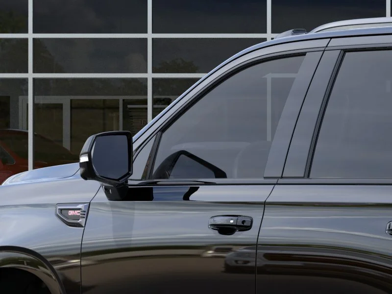 2026 GMC Yukon AT4 Ultimate - Photo 12
