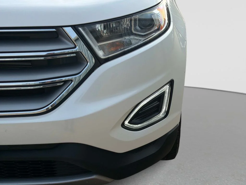 Used 2016 White Ford Titanium image 11