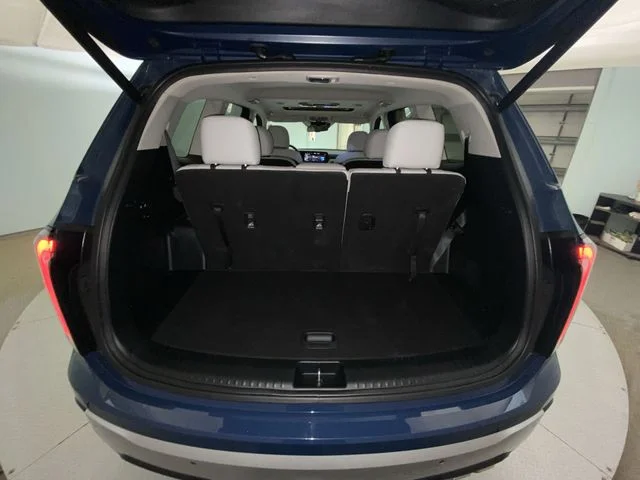 Used 2024 Black Kia EX image 25