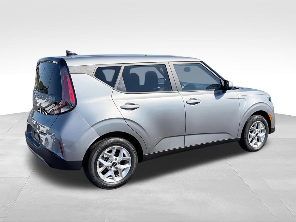 Used 2025 Gray Kia LX image 10
