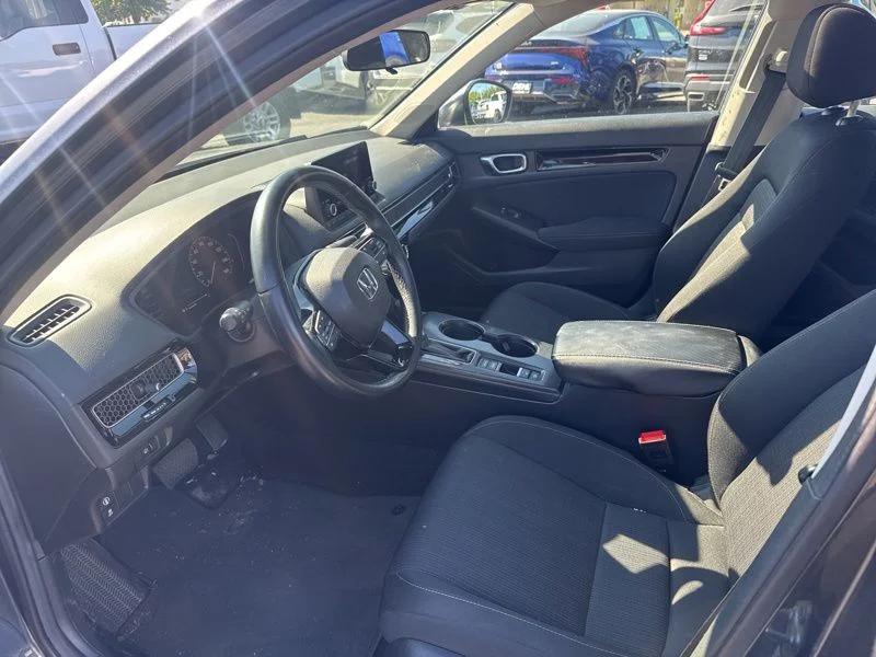 Used 2024  Honda EX image 12