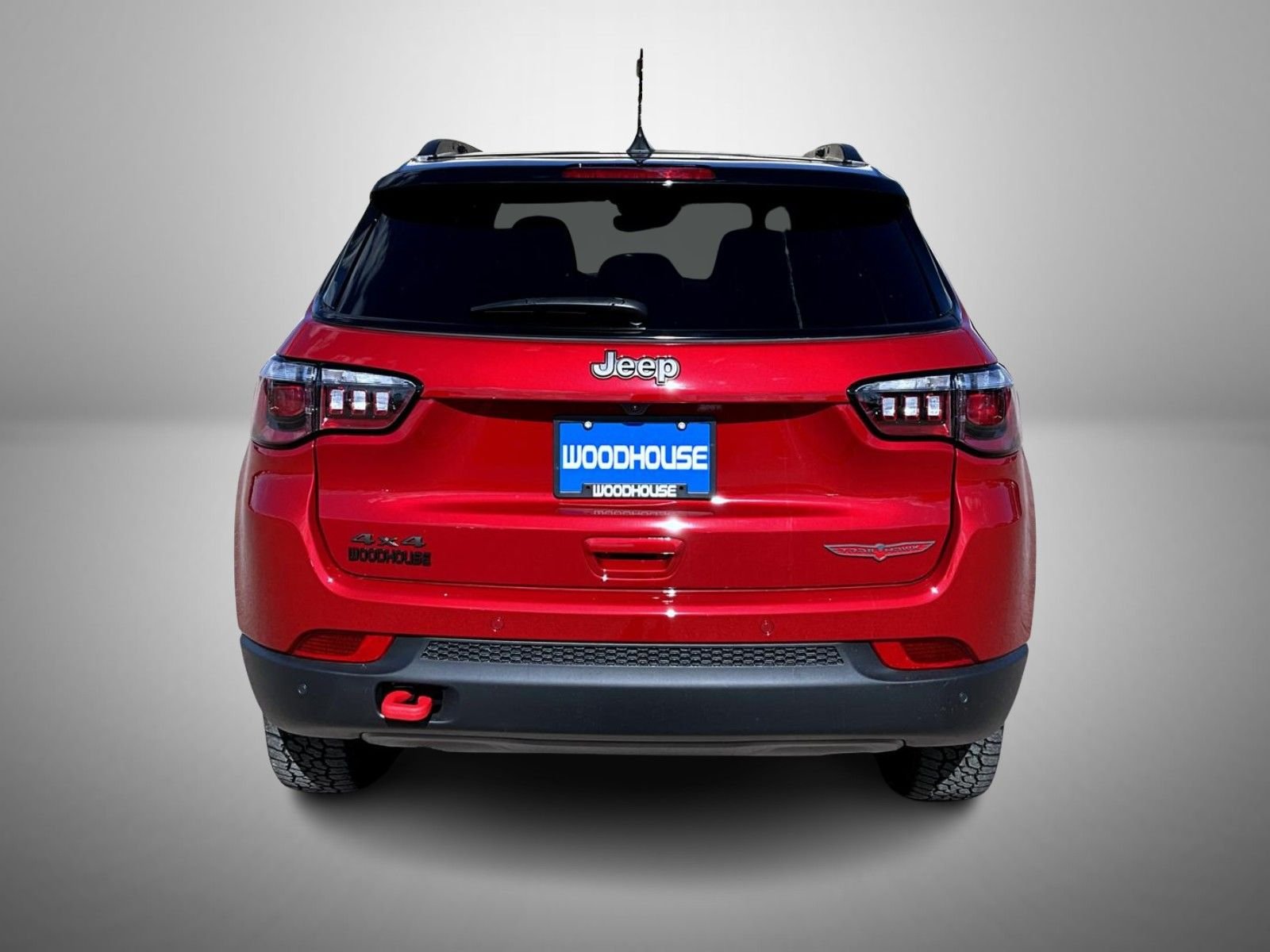 New 2026 Red Hot Pearl-Coat Exterior Paint Jeep Trailhawk image 6