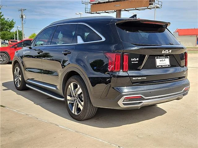 Used 2023 Black KIA SX Prestige All-Wheel Drive image 2