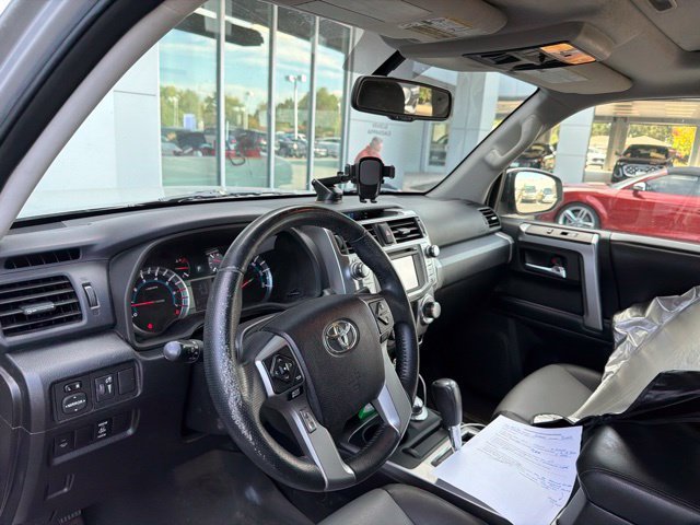 Used 2015 Silver Toyota SR5 Premium image 8