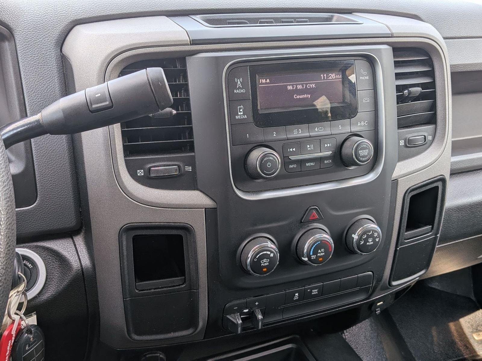 Used 2018 Granite Crystal Metallic Clearcoat Ram Tradesman image 12