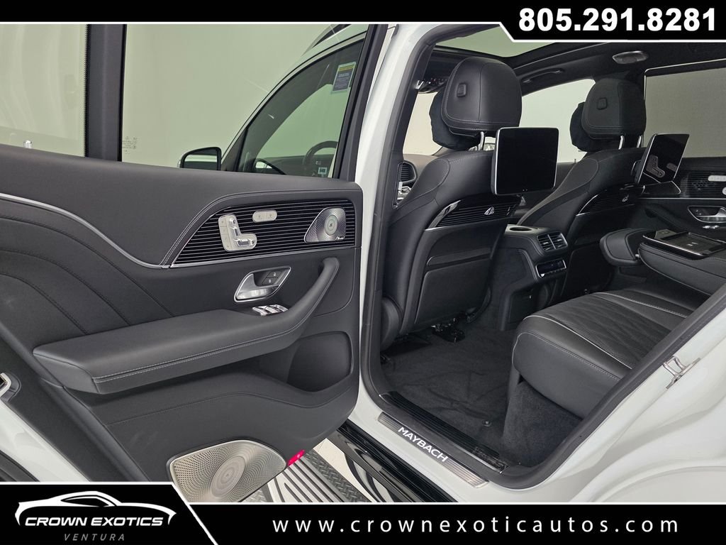 Used 2026  Mercedes-Benz Maybach GLS 600 image 32