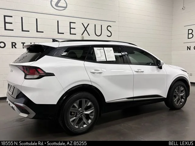 Used 2023 White Kia SX image 4